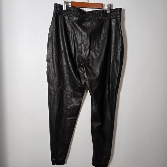 Spanx Size L Leather Like Jogger Pants Black High Rise Faux Pull On Pockets NEW - Picture 6 of 14